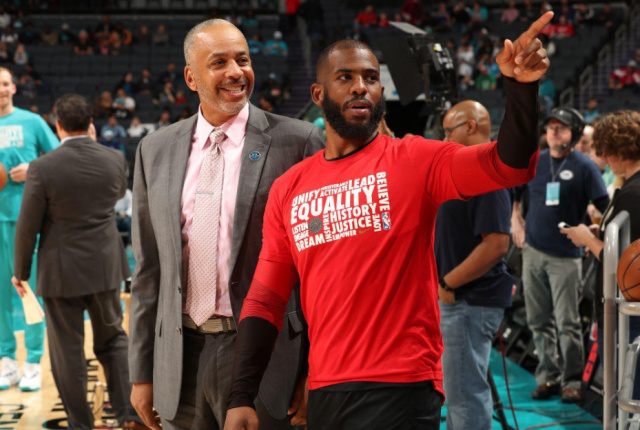 应与底角三 应与底角三