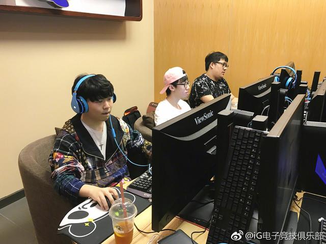 性与话题度